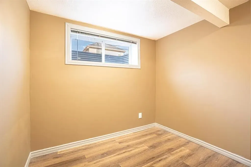 269 Skyview Shores Manor NE