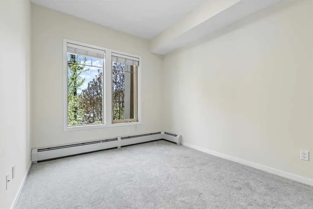 10 Mahogany Mews SE, #218