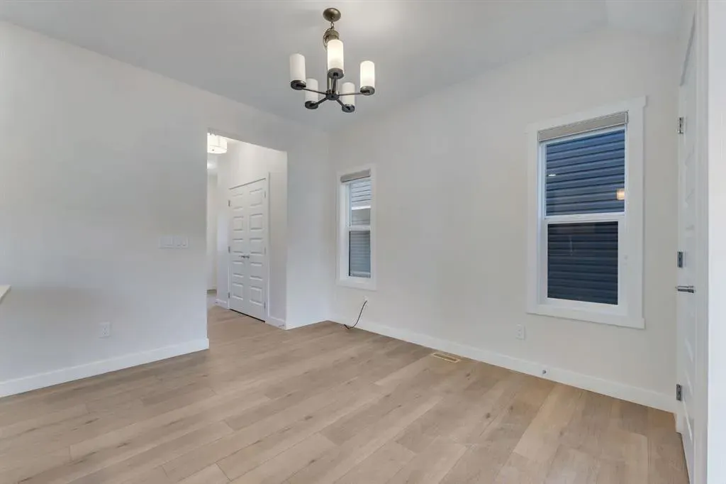 1489 Bayview Point SW