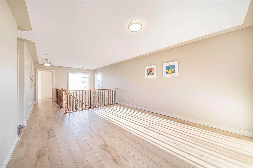 22 Royal Birch Way NW