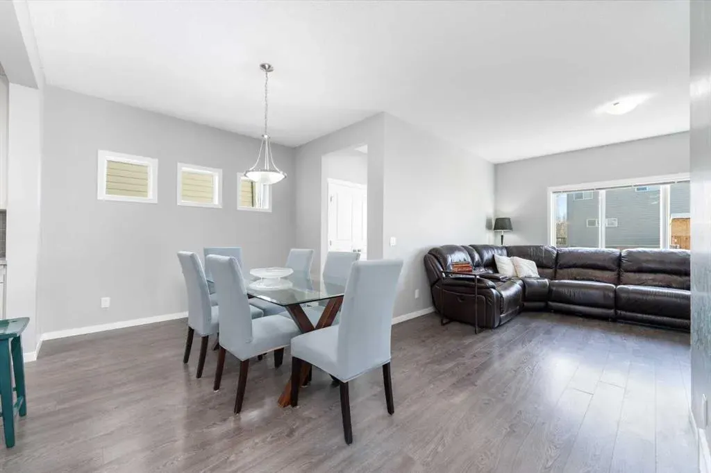 64 Copperpond Park SE