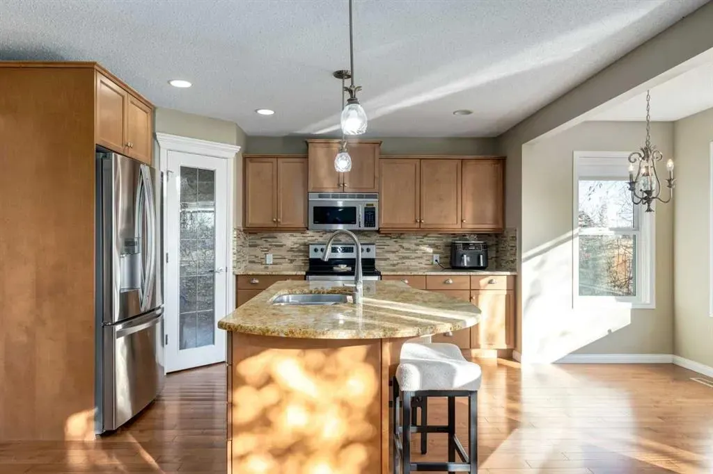 1880 Thornbird Road SE