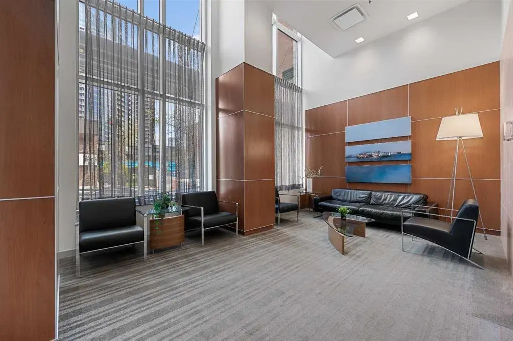 211 13 Avenue SE, #1708