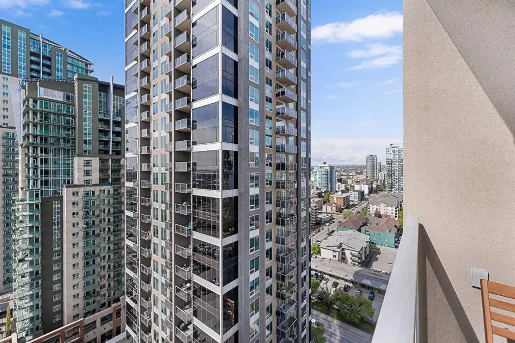 211 13 Avenue SE, #1708