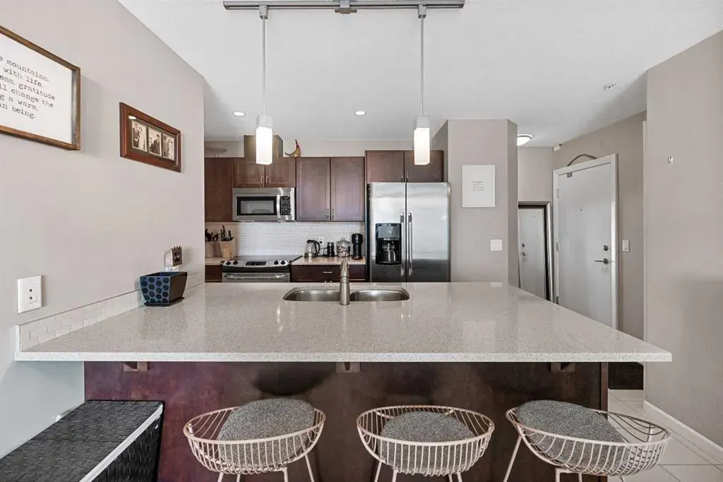 211 13 Avenue SE, #1708