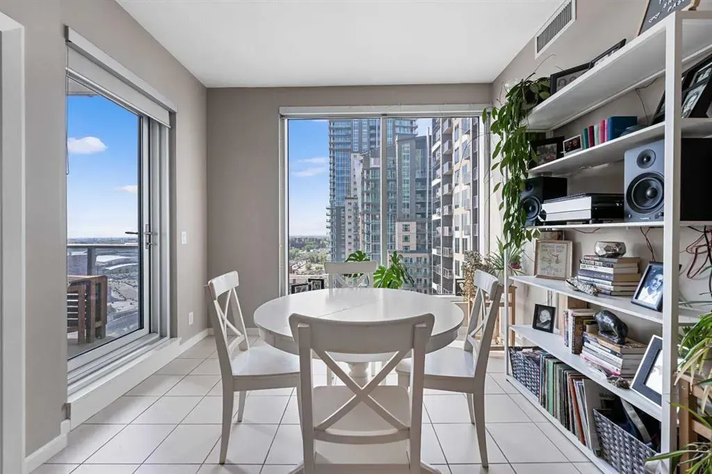 211 13 Avenue SE, #1708