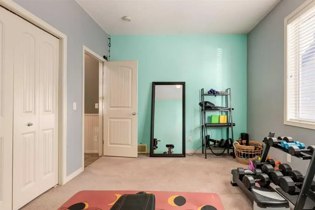 569 Boulder Creek Circle SE