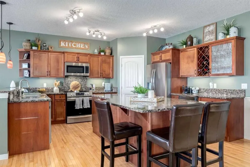 569 Boulder Creek Circle SE