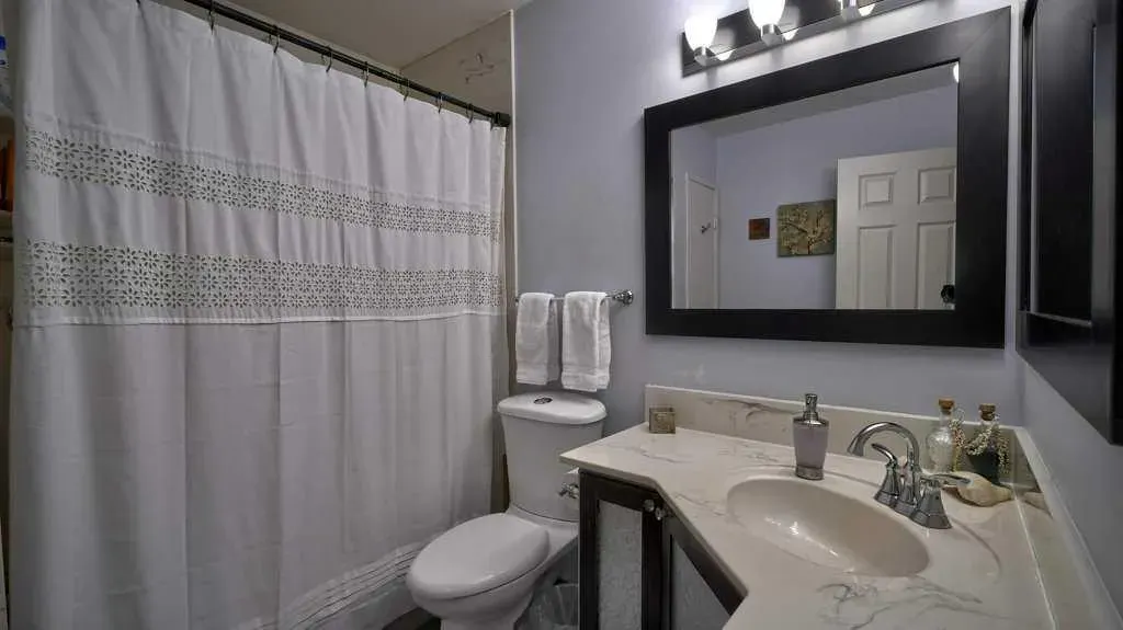 232 Penbrooke Way SE