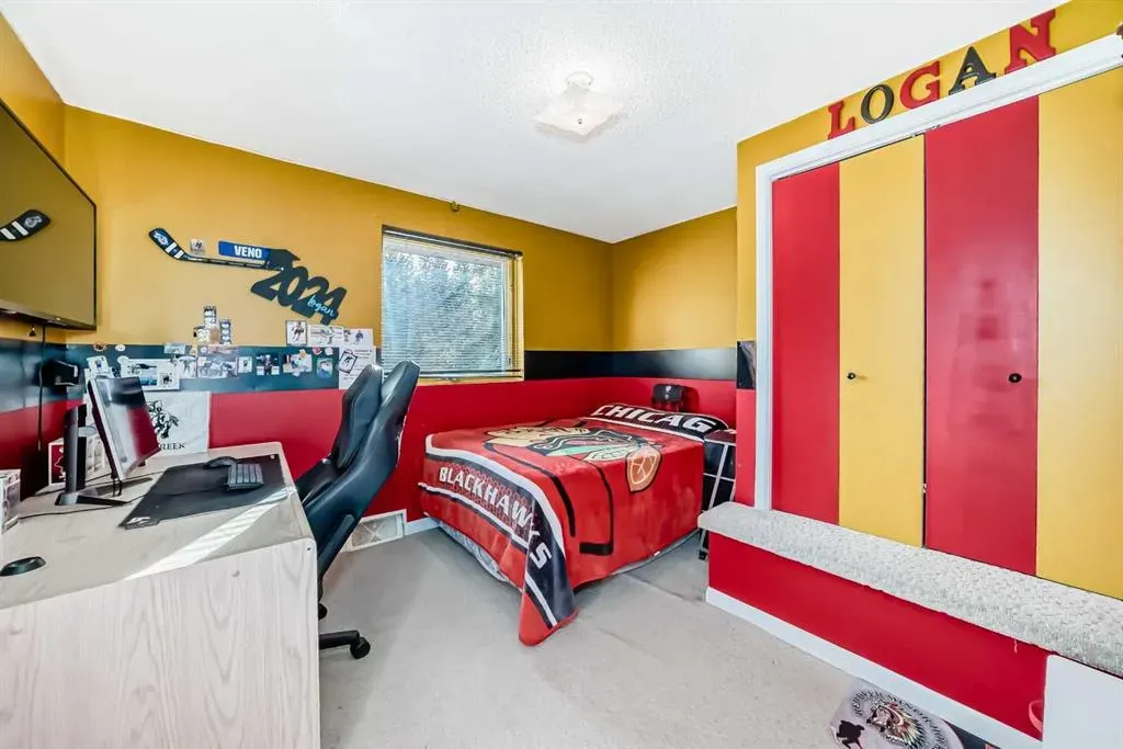 17 College Park Place