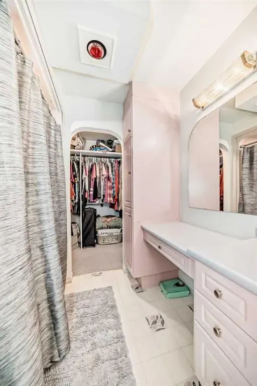 17 College Park Place