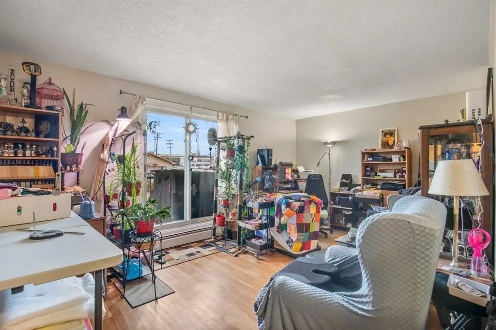 5904 51 Avenue, #101-304