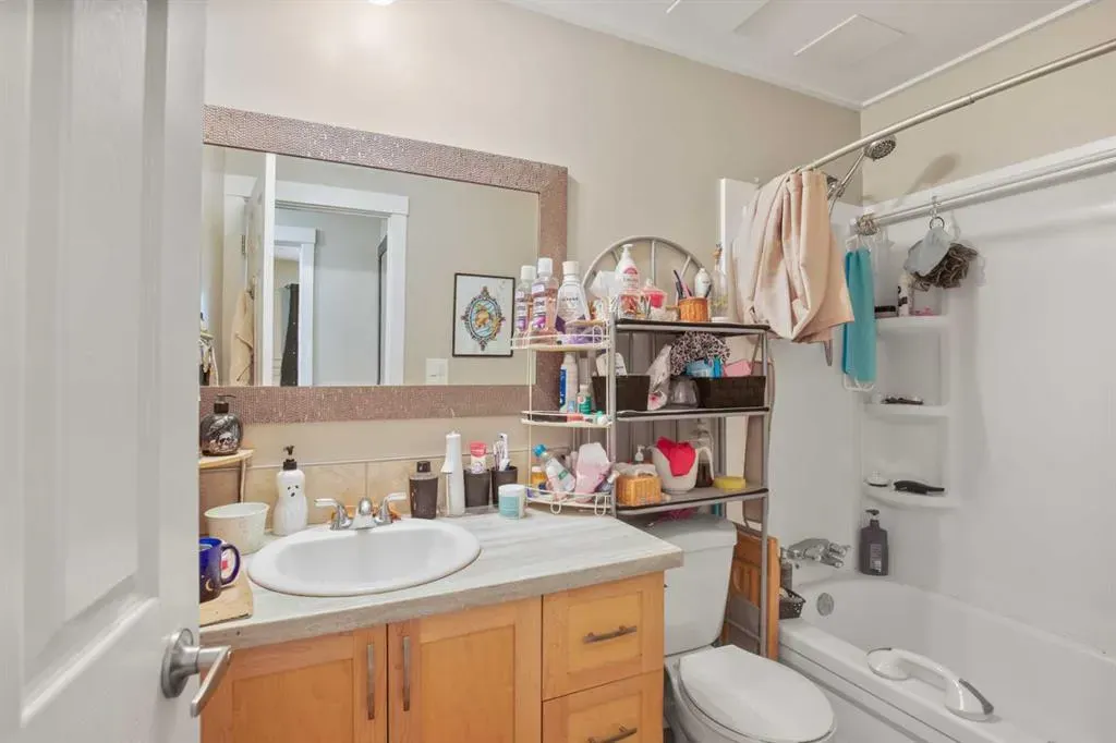 5904 51 Avenue, #101-304