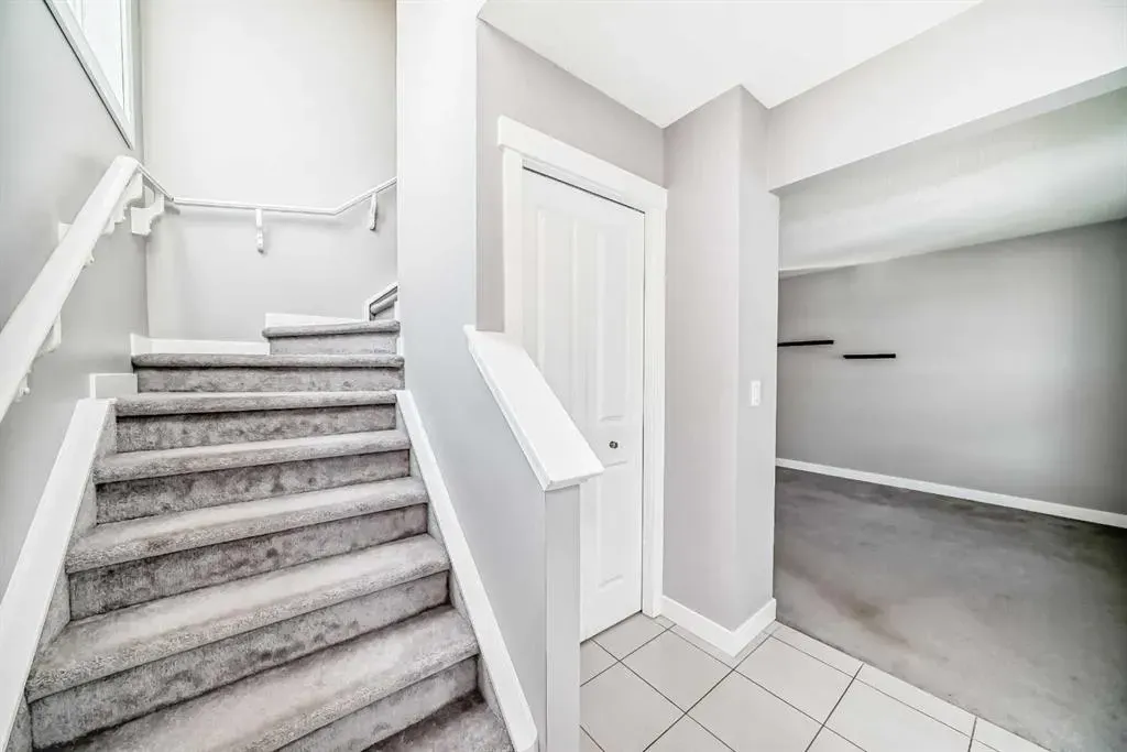 69 Skyview Point Green NE