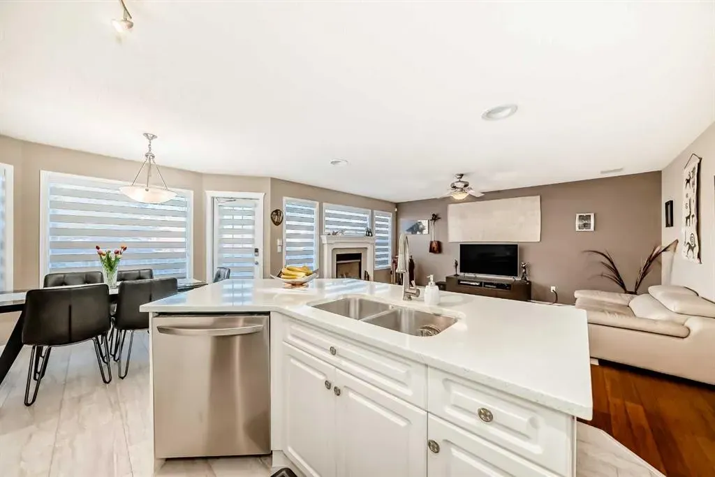 54 New Brighton Manor SE