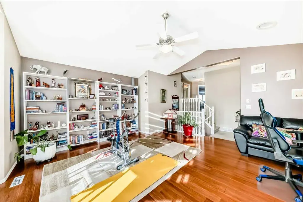 54 New Brighton Manor SE