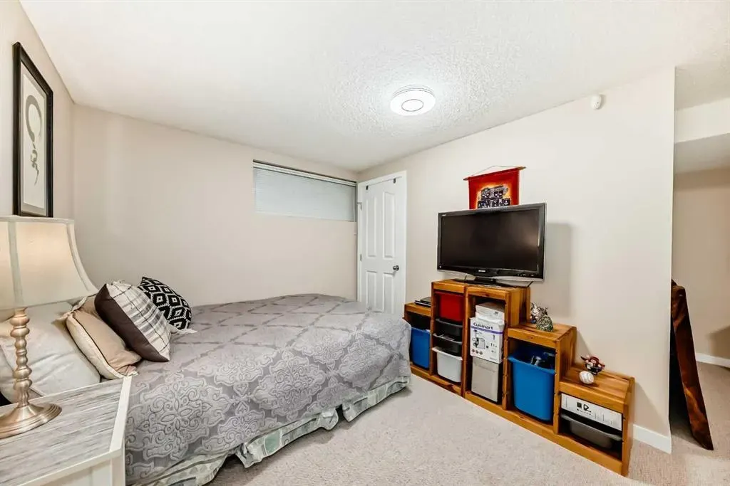 54 New Brighton Manor SE