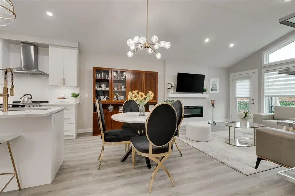 185 Riverwood Crescent