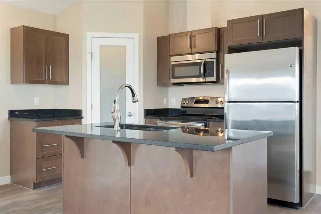 2781 Chinook Winds Drive SW, #3304