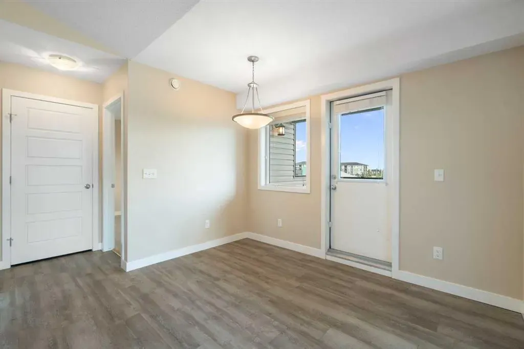 2781 Chinook Winds Drive SW, #3304