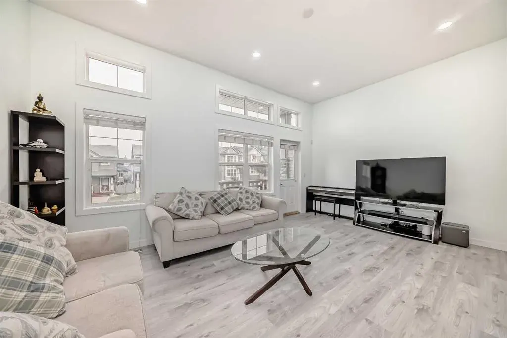 119 Panatella Hill NW