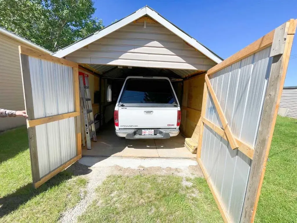 331 Armstrong Street