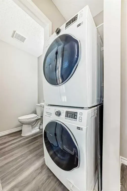 121 Martin Crossing Manor NE