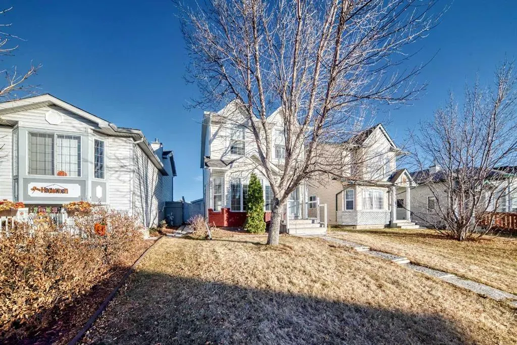 121 Martin Crossing Manor NE