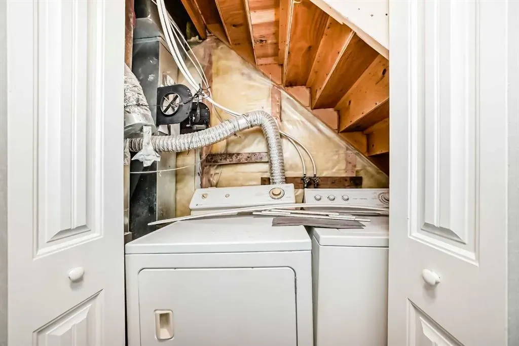 121 Martin Crossing Manor NE