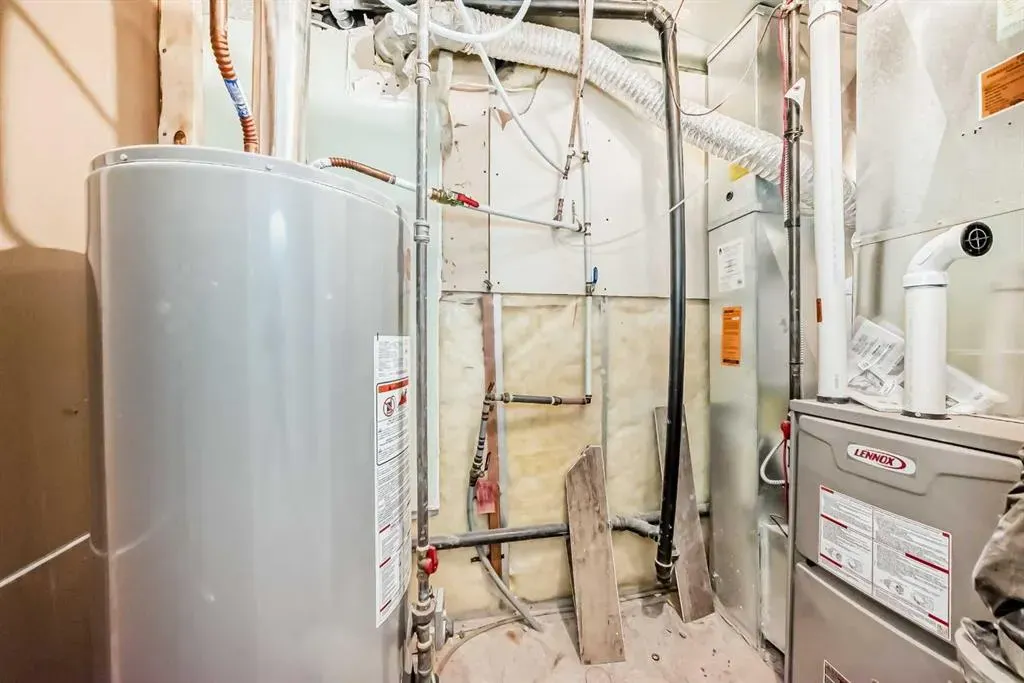 121 Martin Crossing Manor NE