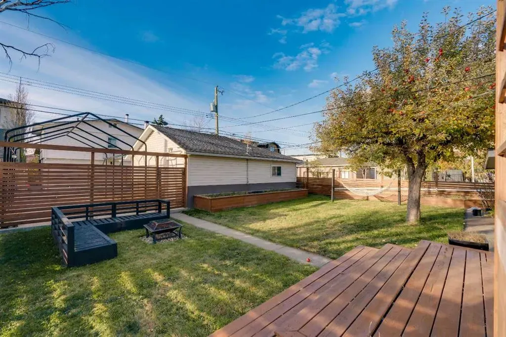 1113 Child Avenue NE