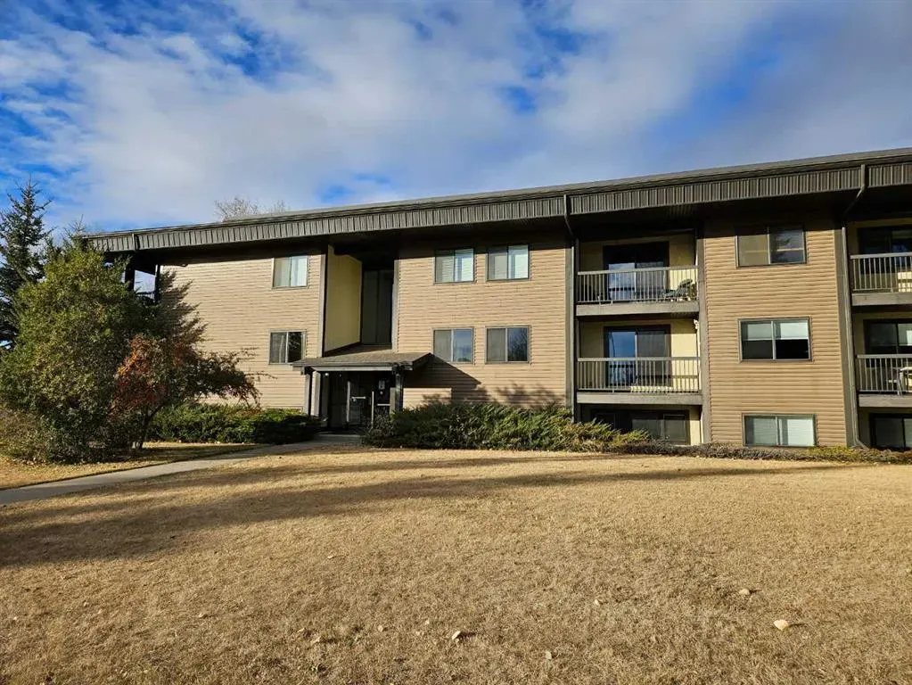 6108 53 Street, #115