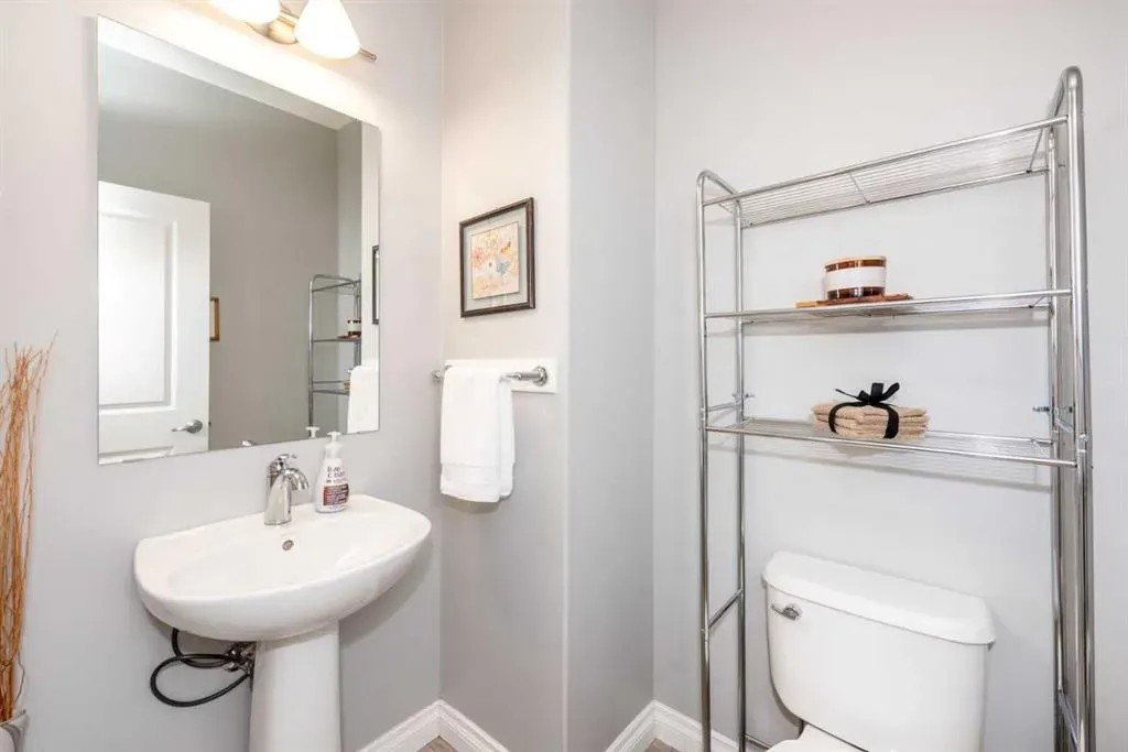 67 Auburn Sound Manor SE