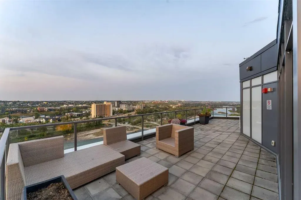 550 Riverfront Avenue SE, #1503