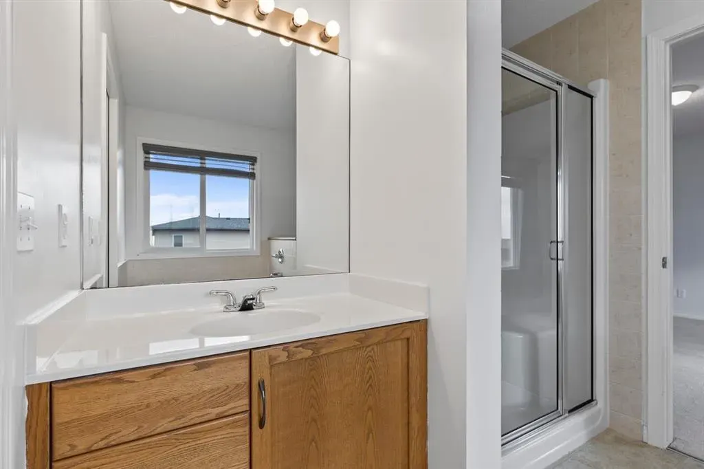 1043 Copperfield Boulevard SE