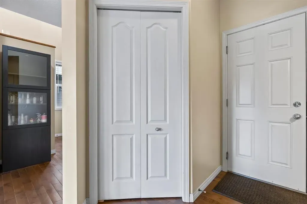 1043 Copperfield Boulevard SE