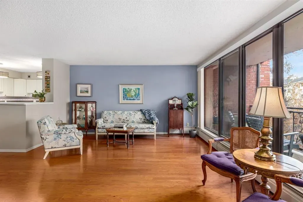 929 18 Avenue SW, #301