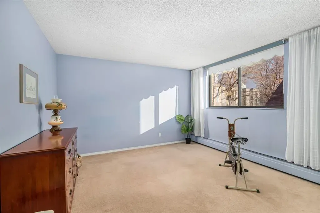 929 18 Avenue SW, #301