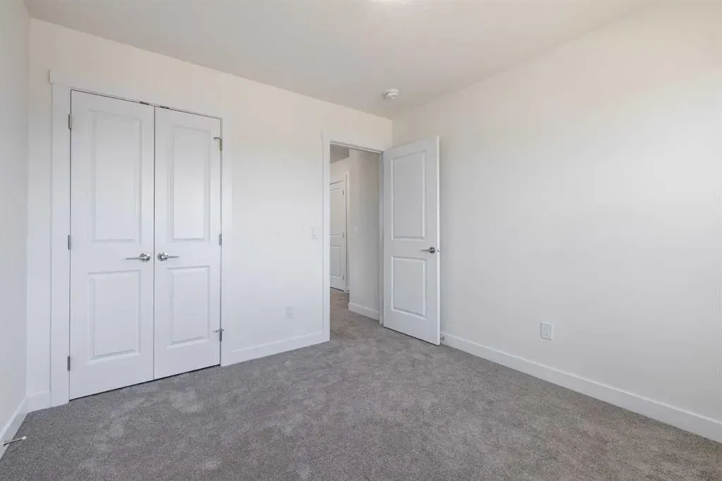 11 Creekstone Walk SW