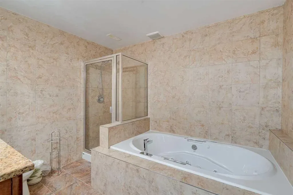 108 Tuscany Estates Close NW