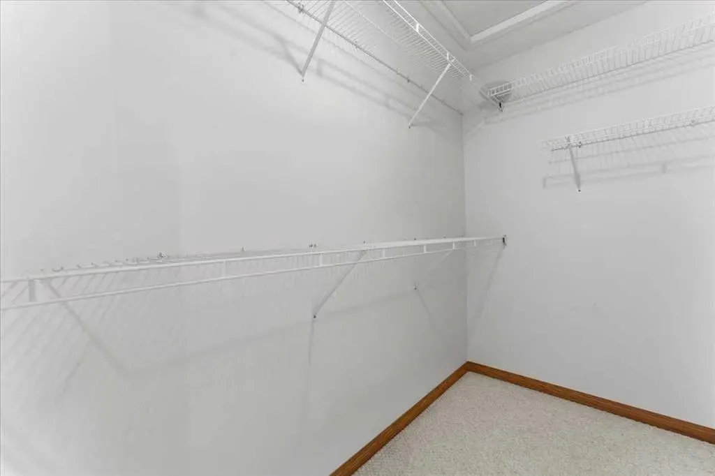 69 Scimitar Point NW