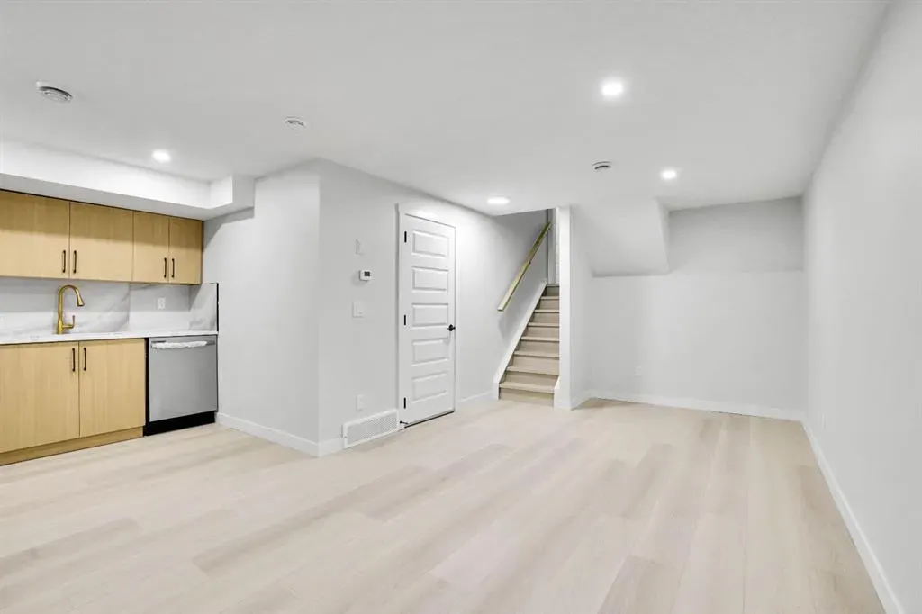 348 Harvest Rose Circle NE