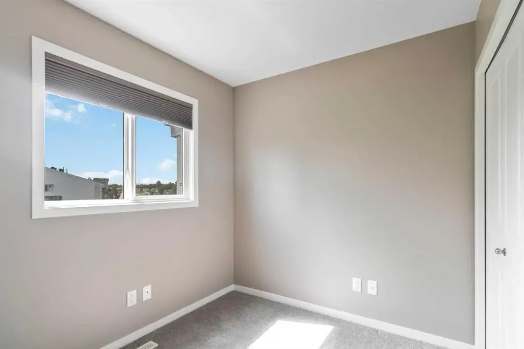 711 Beacon Hill Drive, #61