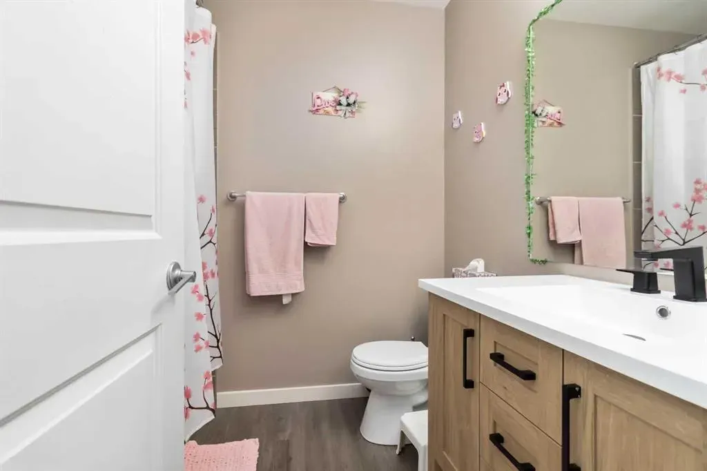 711 Beacon Hill Drive, #61