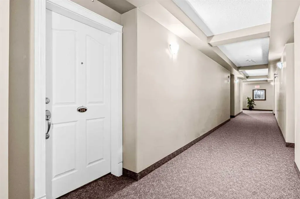 369 Rocky Vista Park NW, #109