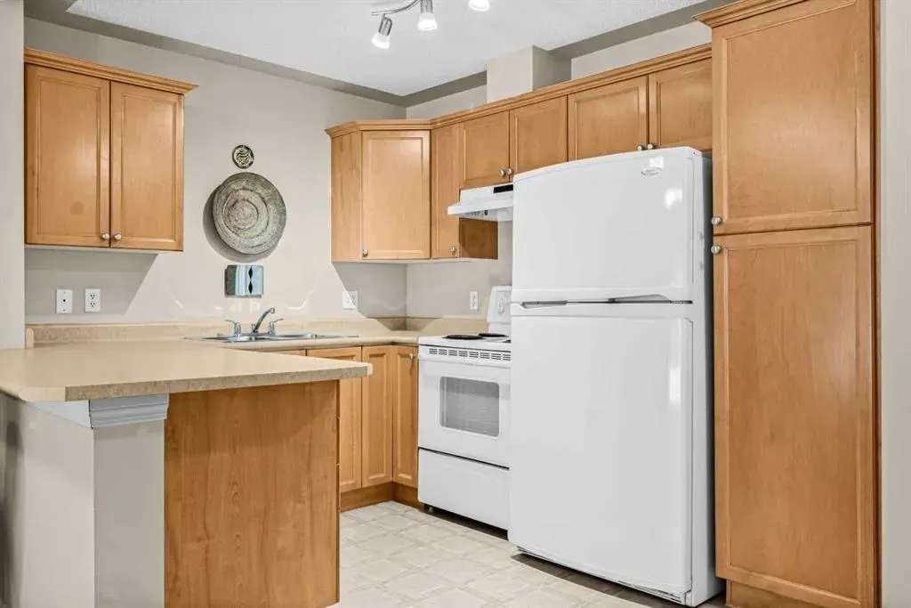 369 Rocky Vista Park NW, #109