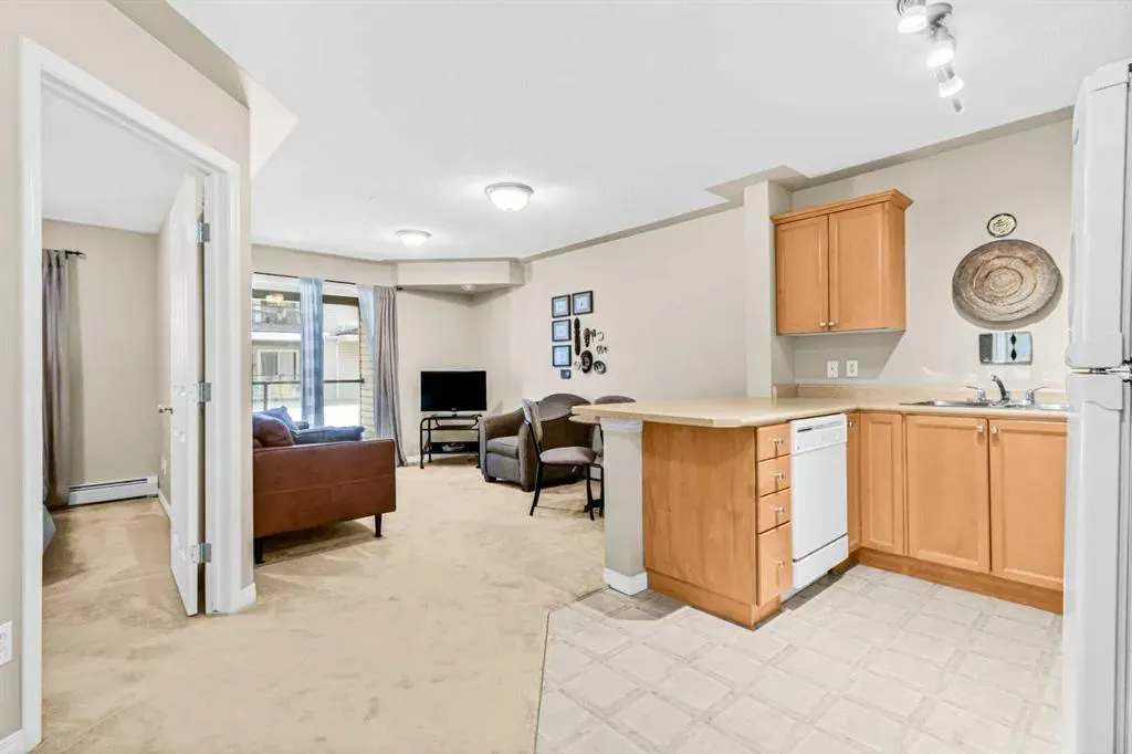 369 Rocky Vista Park NW, #109