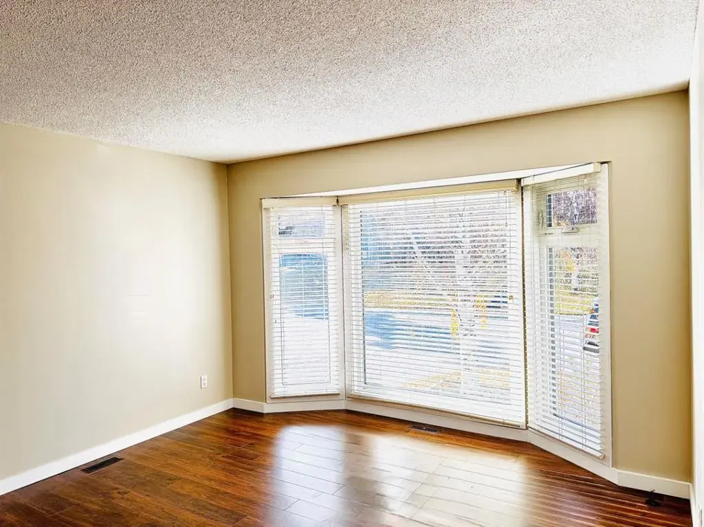 468 Cantrell Drive SW