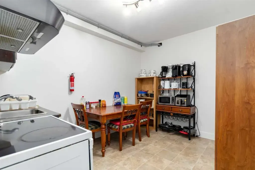 110 Merganser Crescent