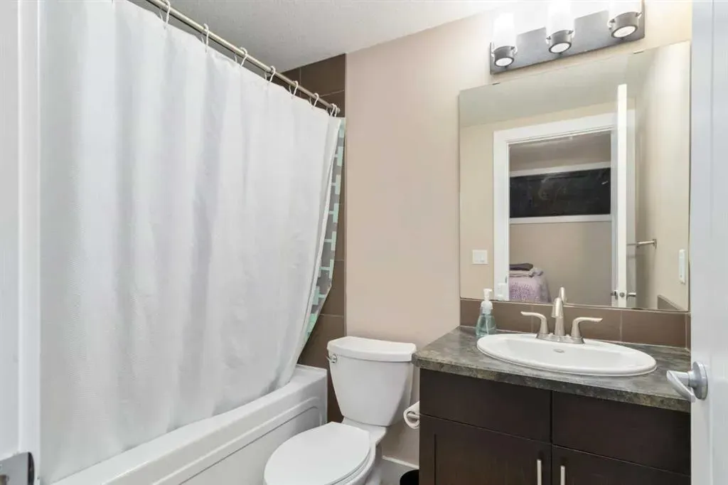 110 Merganser Crescent